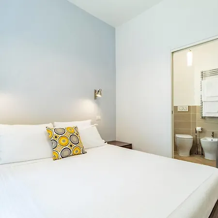 Apartament Nice Flat Few Metro Stops From San Giovanni