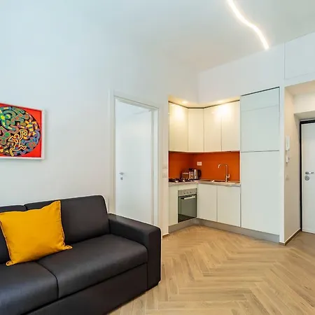 Apartament Nice Flat Few Metro Stops From San Giovanni Rzym